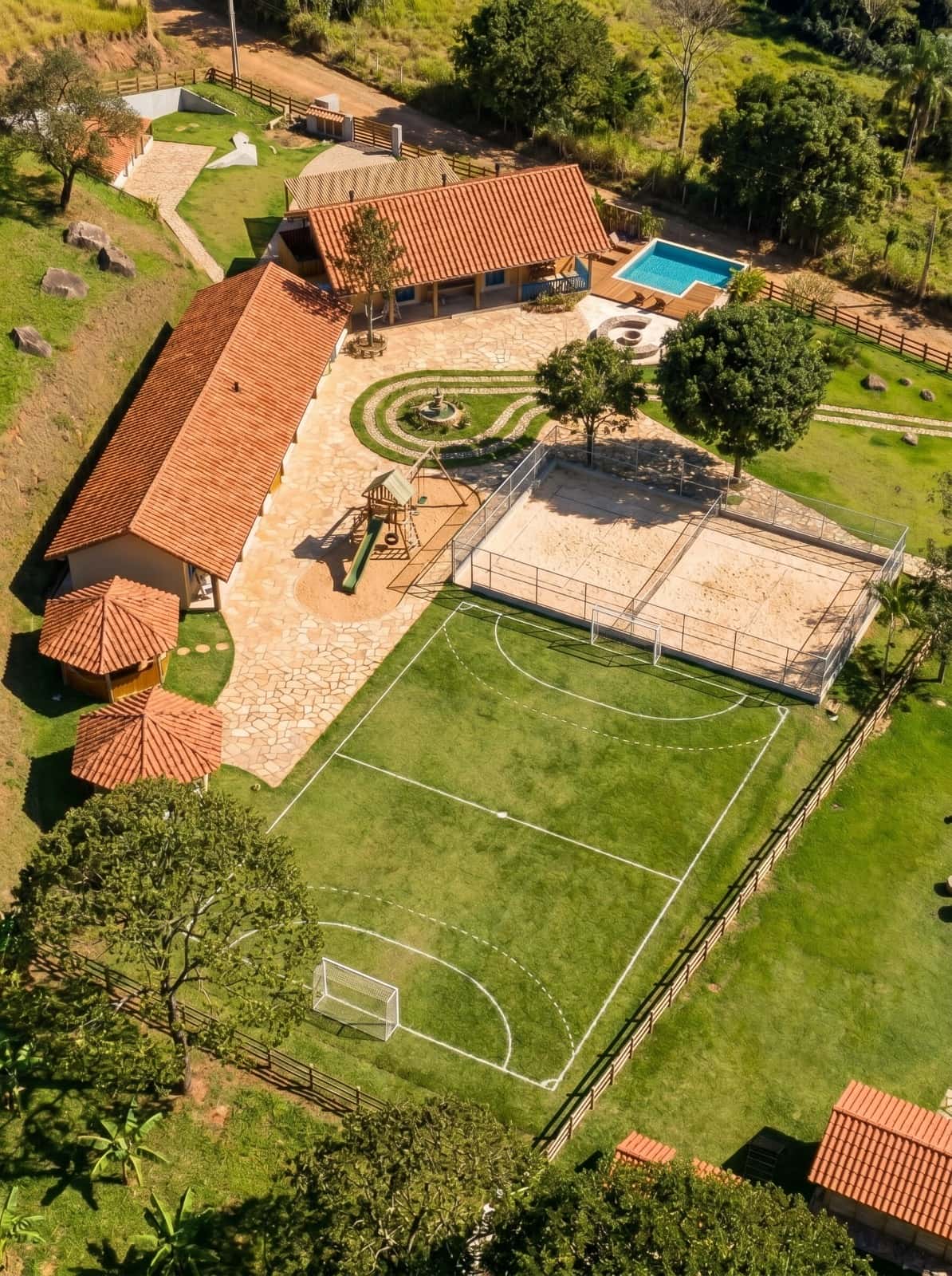 FAZENDA ALMA LIVRE 2 - PASSA VINTE MG